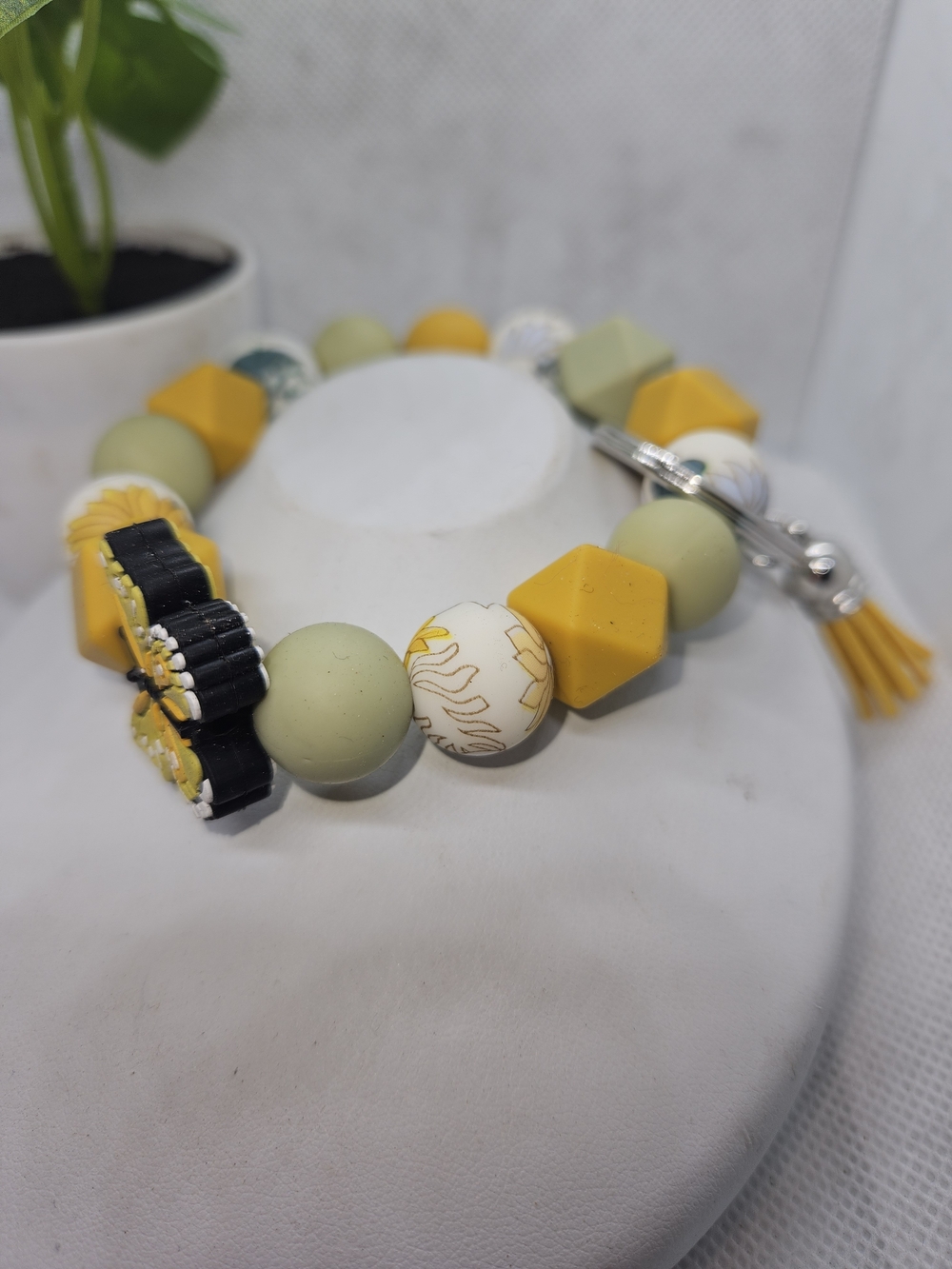 Silicone Beaded Keychain & Card Holder - Mustard Green